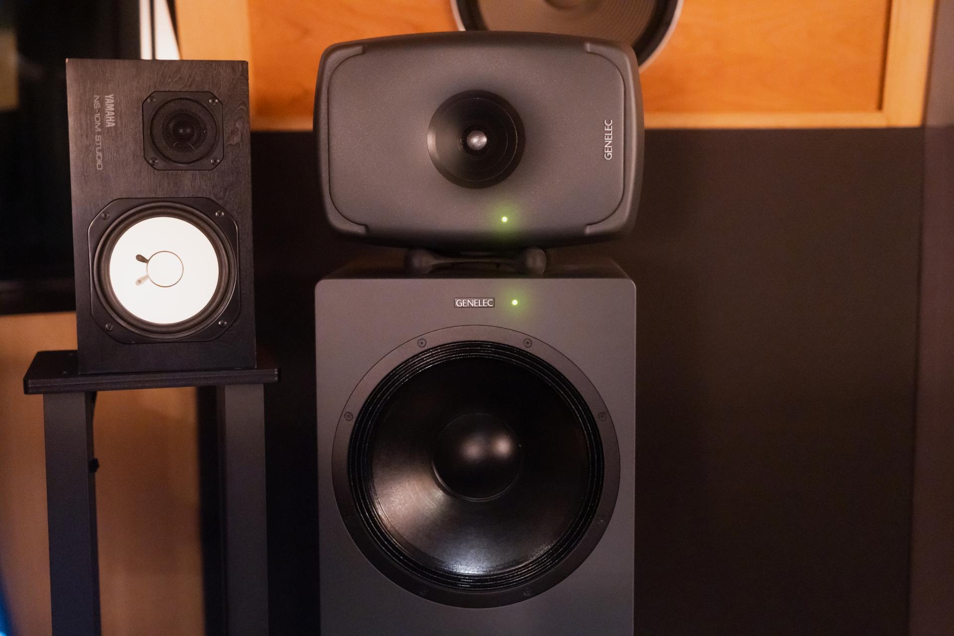 Genelec 8351B, W371A